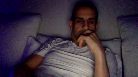 Snapshot of happy2334 chatting on 11-03-25, 02:40 skysky6969 online show from 11-03-25, 02:40