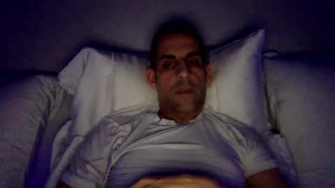 Snapshot of happy2334 chatting on 11-17-25, 06:57 skysky6969 online show from 11-17-25, 06:57