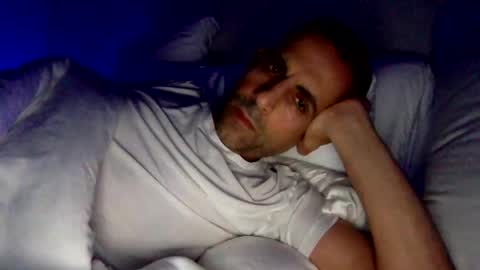 Snapshot of happy2334 chatting on 11-25-25, 10:37 skysky6969 online show from 11-25-25, 10:37