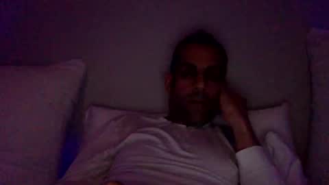 Snapshot of happy2334 chatting on 03-02-26, 02:57 skysky6969 online show from 03-02-26, 02:57