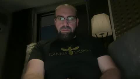 Snapshot of happy_cabbage chatting on 12-03-24, 07:43 happy_cabbage online show from 12-03-24, 07:43