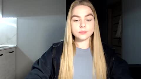 Snapshot of happy_fox_ chatting on 03-11-25, 09:48 happy_fox_ online show from 03-11-25, 09:48