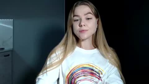 Snapshot of happy_fox_ chatting on 11-15-25, 07:10 happy_fox_ online show from 11-15-25, 07:10