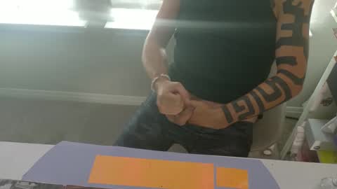 Snapshot of happyendingstory chatting on 09-11-25, 04:18 Josh Hamilton online show from 09-11-25, 04:18