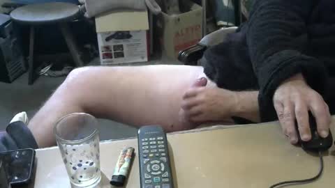 happyfeet987999864 online show from 05-08-26, 09:47