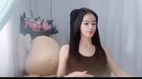 Snapshot of happyflower802318 chatting on 07-09-26, 02:48 Daisy online show from 07-09-26, 02:48