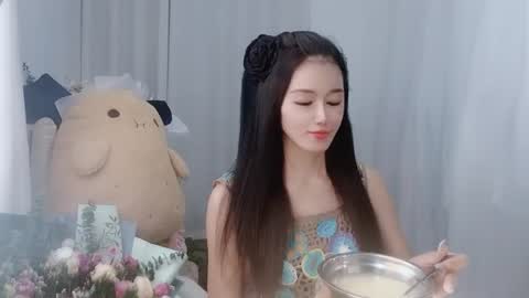 Snapshot of happyflower802318 chatting on 07-16-26, 02:50 Daisy online show from 07-16-26, 02:50
