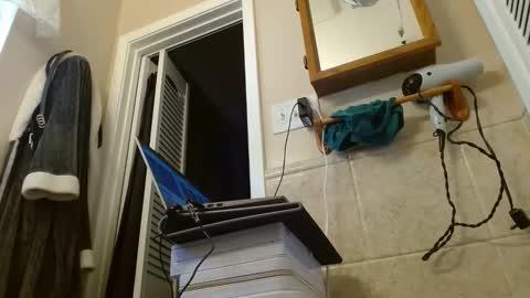 Jhonassmann12 online show from 10-31-25, 05:25