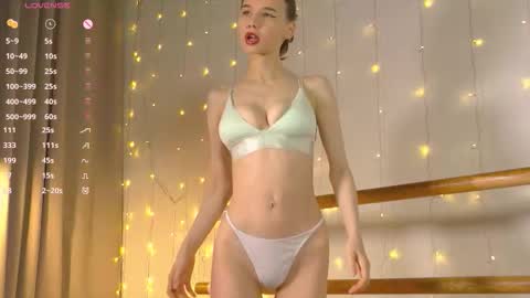 Evy  online show from 02-20-26, 12:51