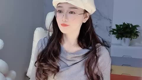 Snapshot of happysweetie168 chatting on 12-09-24, 03:29 Daisy online show from 12-09-24, 03:29