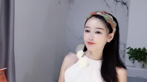 Snapshot of happysweetie168 chatting on 09-09-25, 04:12 Daisy online show from 09-09-25, 04:12