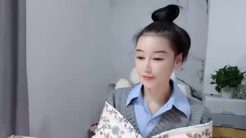 Snapshot of happysweetie168 chatting on 12-16-25, 12:26 Daisy online show from 12-16-25, 12:26