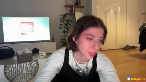 Vivy online show from 03-21-26, 03:55