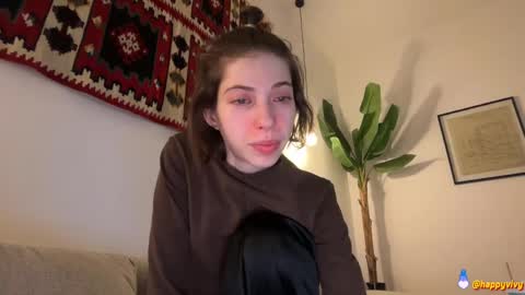 Vivy online show from 04-05-26, 12:19