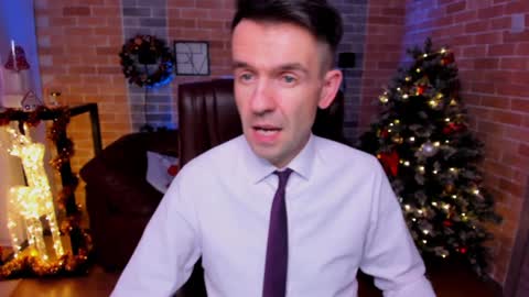 Steve online show from 12-22-24, 04:27