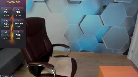 Steve online show from 11-28-25, 08:17