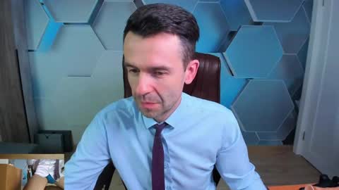Snapshot of hard_and_juici chatting on 05-03-26, 03:12 Steve online show from 05-03-26, 03:12