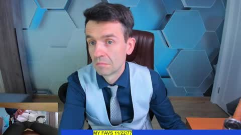 Snapshot of hard_and_juici chatting on 05-07-26, 08:20 Steve online show from 05-07-26, 08:20
