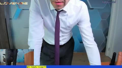 Snapshot of hard_and_juici chatting on 05-16-26, 03:36 Steve online show from 05-16-26, 03:36