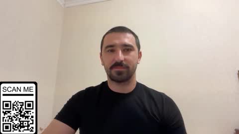 Snapshot of hard_to_obey chatting on 09-25-25, 06:22 Vadim online show from 09-25-25, 06:22