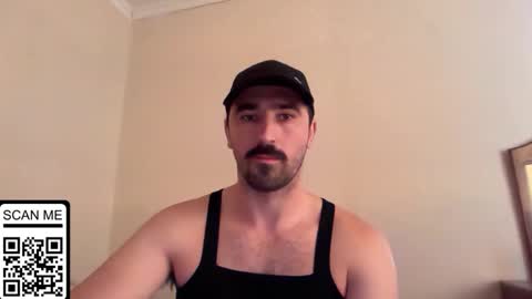 Snapshot of hard_to_obey chatting on 10-05-25, 10:46 Vadim online show from 10-05-25, 10:46