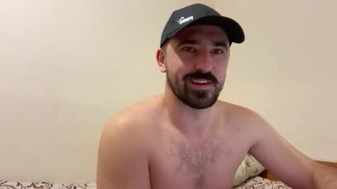 Snapshot of hard_to_obey chatting on 10-23-25, 07:01 Vadim online show from 10-23-25, 07:01