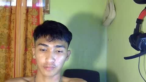 Snapshot of hardcockalex19 chatting on 10-25-25, 05:59 Alex and luna online show from 10-25-25, 05:59