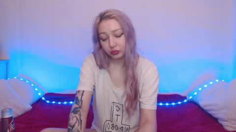 Emily online show from 11-20-25, 11:04