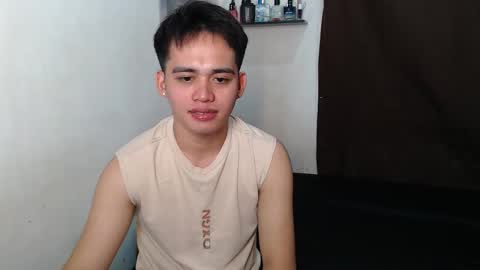 Snapshot of hardickjohnny chatting on 04-11-26, 04:11 JOHN online show from 04-11-26, 04:11