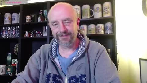 MrLazy online show from 01-30-25, 06:54