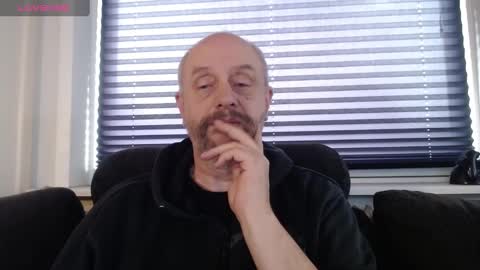 MrLazy online show from 02-22-25, 12:08