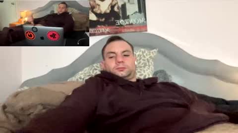 Snapshot of hardnstyle chatting on 12-29-24, 01:38 HARD AND STYLE online show from 12-29-24, 01:38
