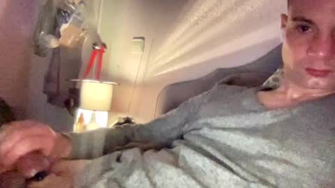 Snapshot of hardnstyle chatting on 01-29-25, 04:05 HARD AND STYLE online show from 01-29-25, 04:05