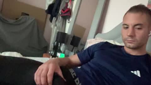 Snapshot of hardnstyle chatting on 10-28-25, 04:53 HARD AND STYLE online show from 10-28-25, 04:53