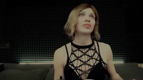 Miss Hardy online show from 03-01-26, 04:36