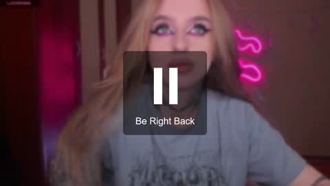 Snapshot of harley_kimm chatting on 12-29-24, 05:31 Julia online show from 12-29-24, 05:31