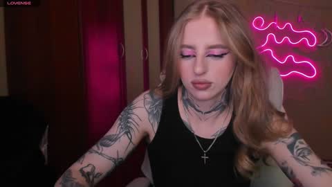 Snapshot of harley_kimm chatting on 01-19-25, 05:05 Julia online show from 01-19-25, 05:05