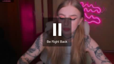 Snapshot of harley_kimm chatting on 01-21-25, 05:16 Julia online show from 01-21-25, 05:16