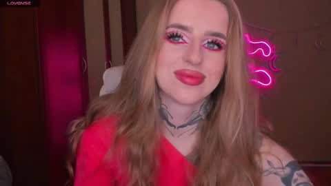 Snapshot of harley_kimm chatting on 02-14-25, 05:30 Julia online show from 02-14-25, 05:30