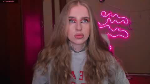 Snapshot of harley_kimm chatting on 02-22-25, 05:44 Julia online show from 02-22-25, 05:44