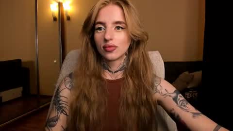 Julia online show from 07-11-26, 06:05