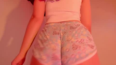 Annie online show from 02-09-25, 06:54