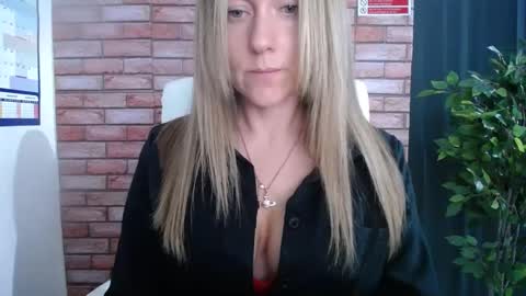 Snapshot of harleyrebz chatting on 10-01-25, 06:52 harleyrebz online show from 10-01-25, 06:52
