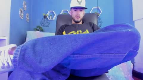 harold_999 online show from 06-05-26, 06:52