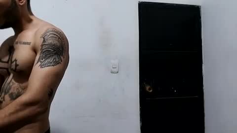 BOY HOT online show from 12-21-24, 03:25