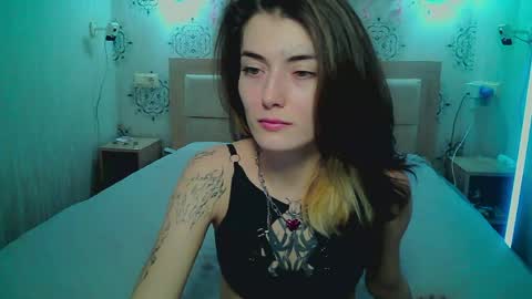 Snapshot of harrislola chatting on 05-30-26, 03:42 Harris Lola online show from 05-30-26, 03:42