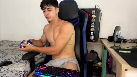 Snapshot of harry_p01 chatting on 03-10-25, 02:16 harry_p01 online show from 03-10-25, 02:16