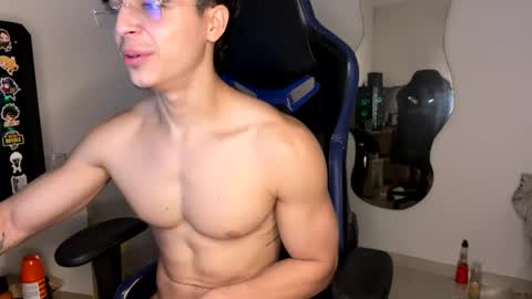 Snapshot of harry_p01 chatting on 09-08-25, 04:06 harry_p01 online show from 09-08-25, 04:06