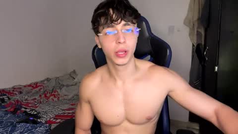 Snapshot of harry_p01 chatting on 09-15-25, 03:56 harry_p01 online show from 09-15-25, 03:56