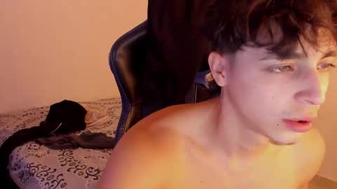 Snapshot of harry_p01 chatting on 11-10-25, 10:31 harry_p01 online show from 11-10-25, 10:31